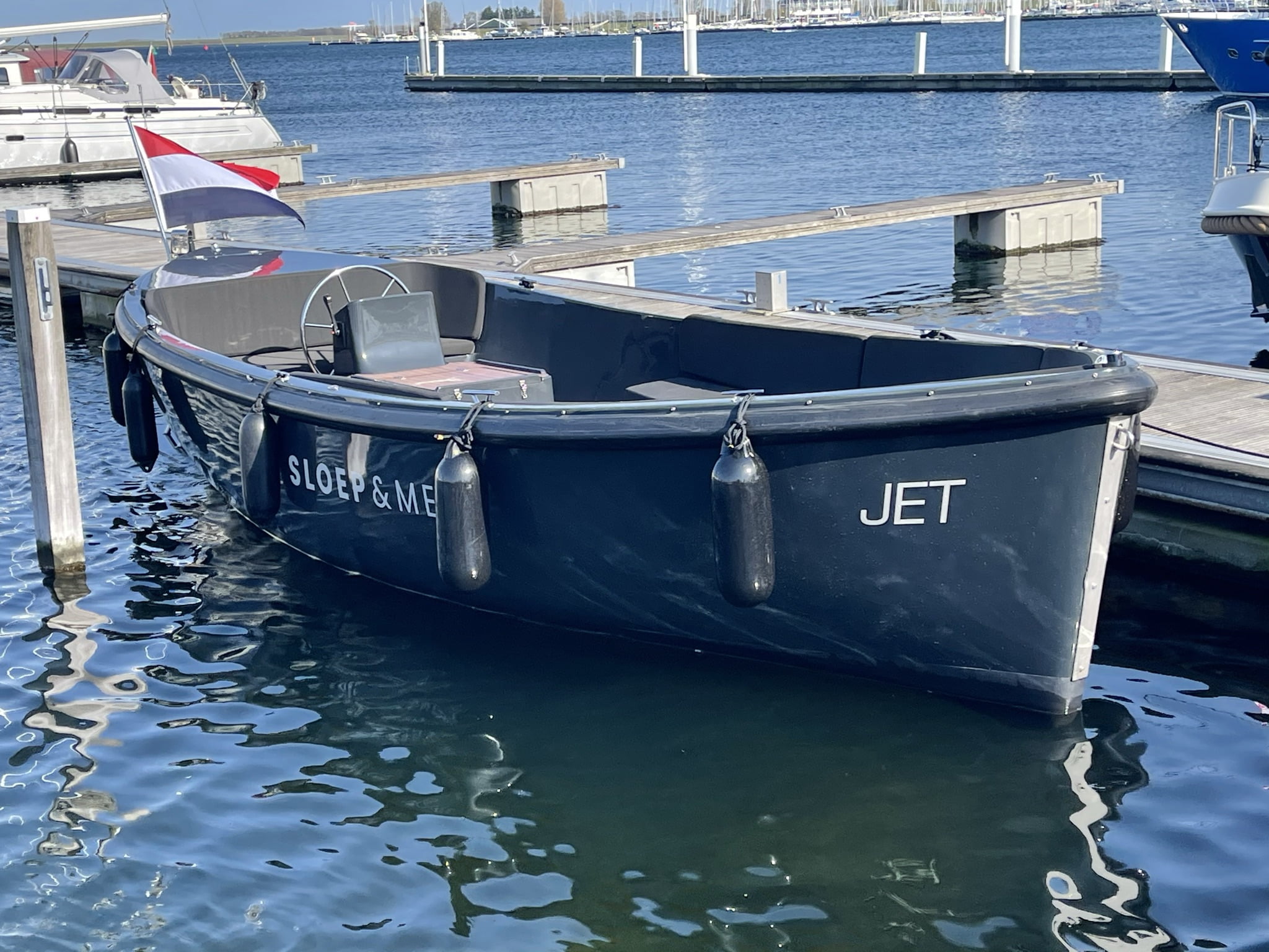 12 persoons sloep veerse meer